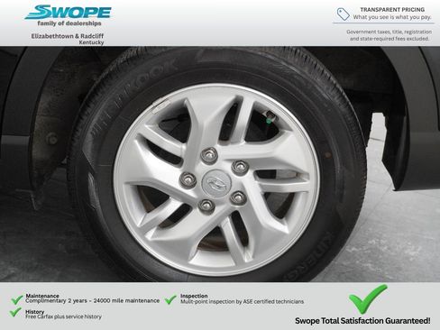 Certified 2023 Hyundai Venue SE w/ Cargo Package FWD image 24