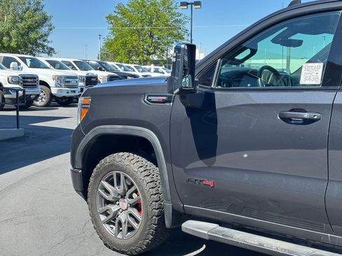 Used 2020 GMC Sierra 1500 AT4 w/ AT4 Premium Package AWD/4WD image 6
