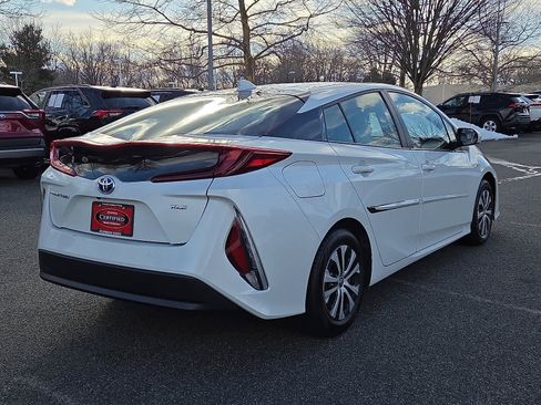 Certified 2022 Toyota Prius Prime XLE image 5