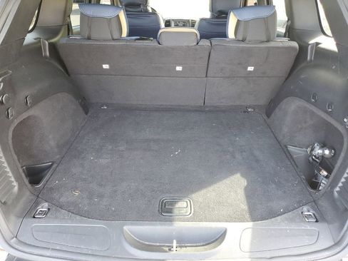 Used 2019 Jeep Grand Cherokee Laredo image 7