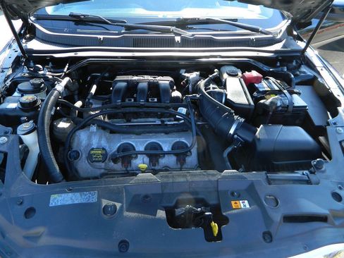 Used 2012 Ford Taurus SEL image 22