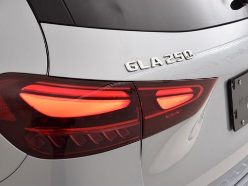 Used 2026 Mercedes-Benz GLA 250 image 13