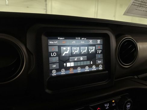 Used 2020 Jeep Wrangler Unlimited Sport S AWD/4WD image 16