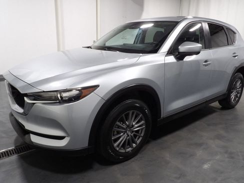 Used 2020 MAZDA CX-5 Touring image 4