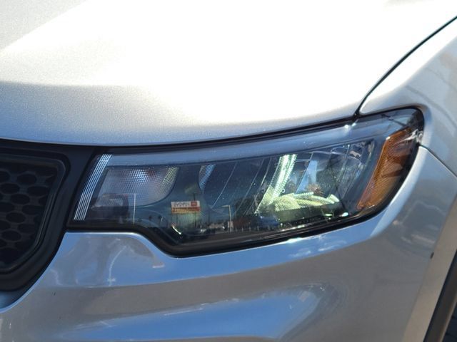 Used 2023 Jeep Compass Latitude AWD/4WD image 26