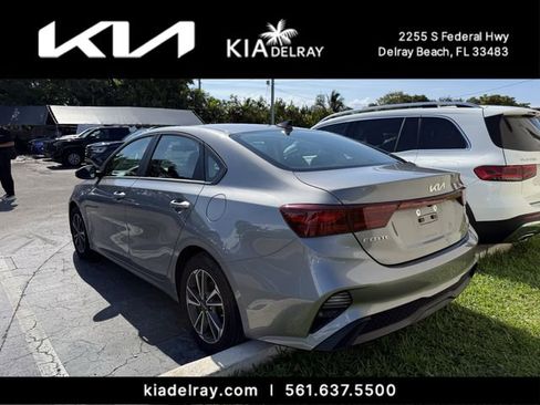 Used 2023 Kia Forte LXS w/ LXS Technology Package image 3