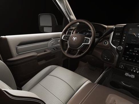 New 2026 RAM 2500 Laramie AWD/4WD image 32