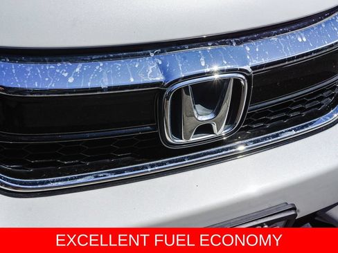 Used 2020 Honda Fit Sport image 11