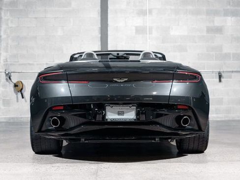 Used 2019 Aston Martin DB11 Volante image 4