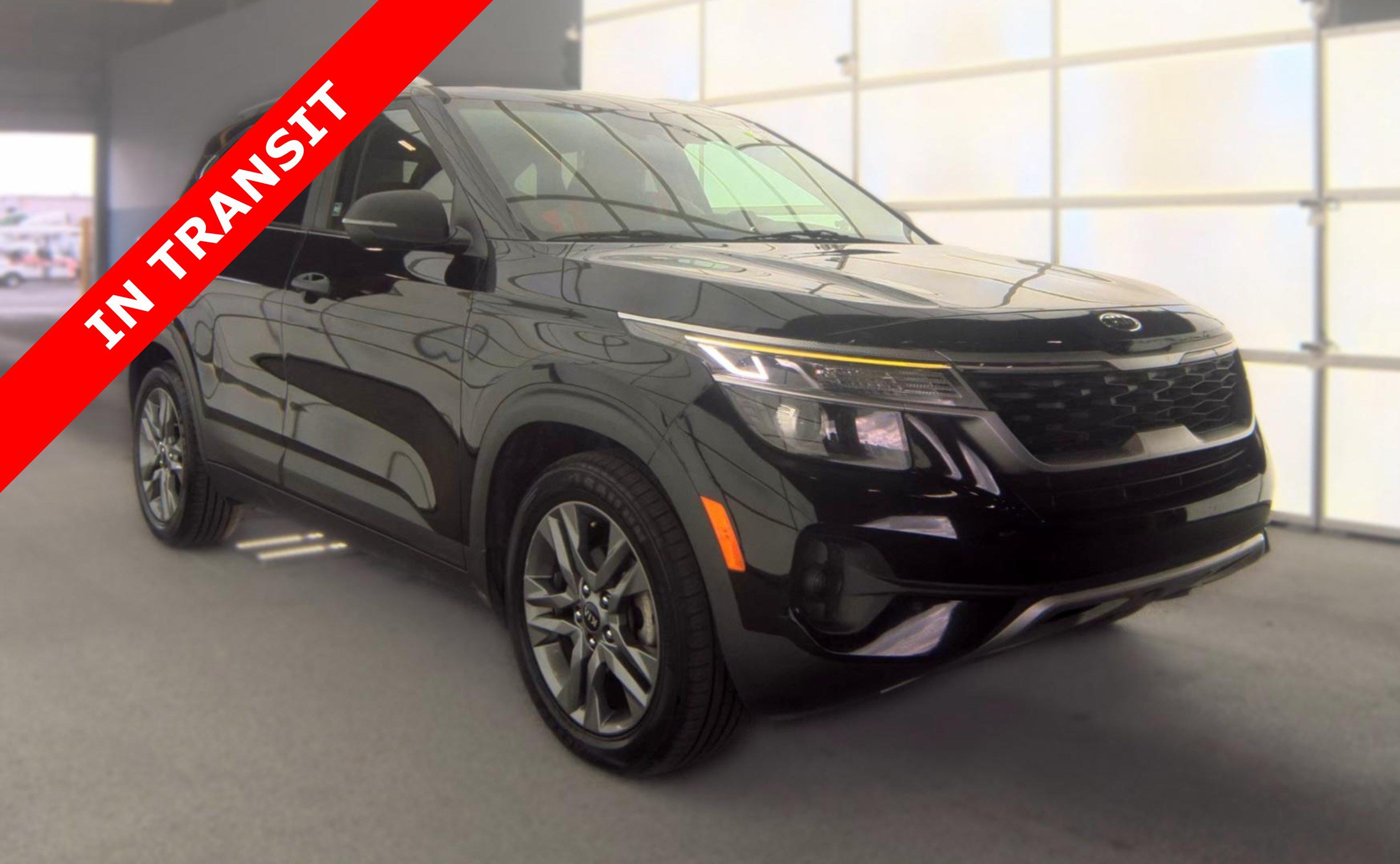 Used 2021 Kia Seltos S FWD image 3