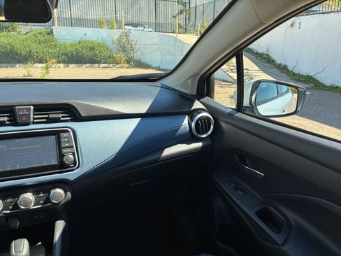 Used 2025 Nissan Versa SV image 33