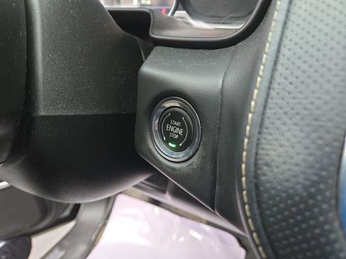 Used 2021 GMC Yukon XL SLT w/ SLT Luxury Plus Package image 26