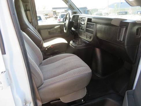 Used 2019 Chevrolet Express 3500 LT w/ LT Preferred Equipment Group image 13