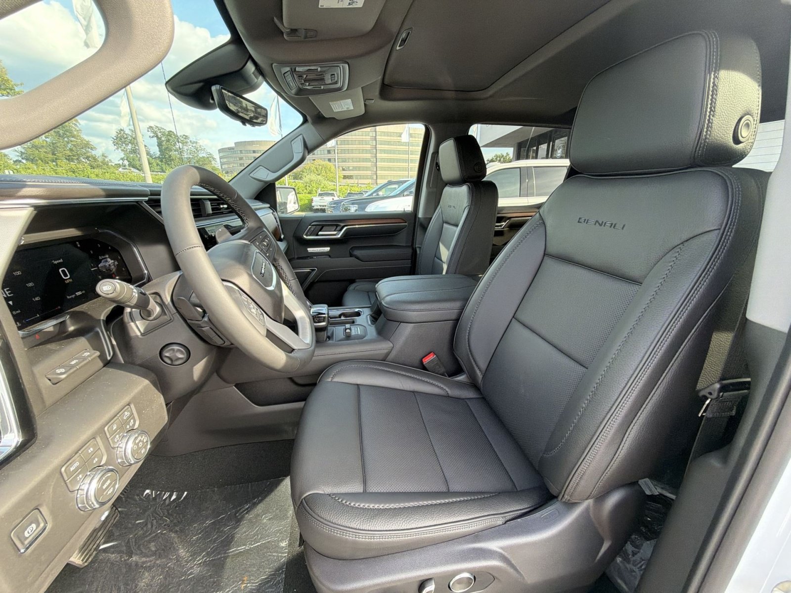 New 2026 GMC Sierra 1500 Denali w/ Technology Package AWD/4WD image 13