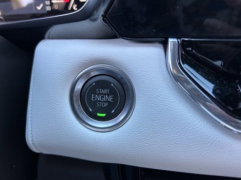 Used 2024 GMC Canyon AT4X image 32