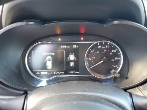 Used 2024 Nissan Versa SR w/ Trunk Package image 32