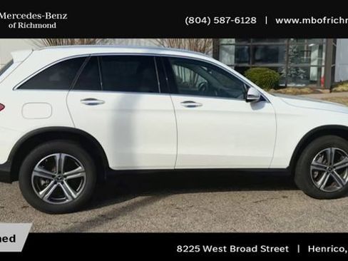 Used 2021 Mercedes-Benz GLC 300 4MATIC image 3