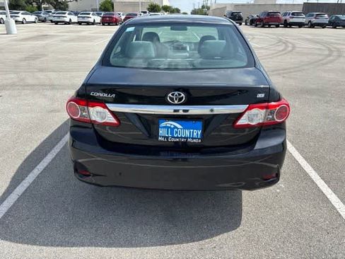 Used 2013 Toyota Corolla LE FWD image 4