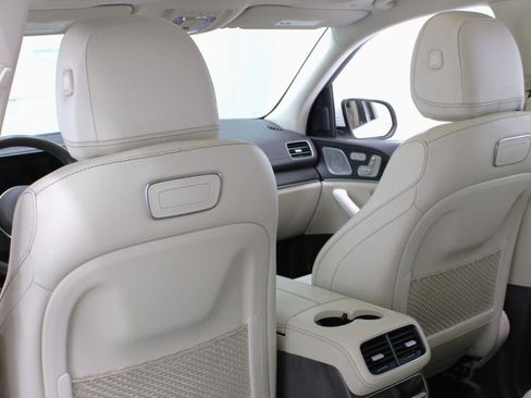 Used 2020 Mercedes-Benz GLS 450 GLS 450 4MATIC SUV image 36