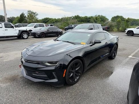Used 2017 Chevrolet Camaro LT w/ RS Package RWD image 6
