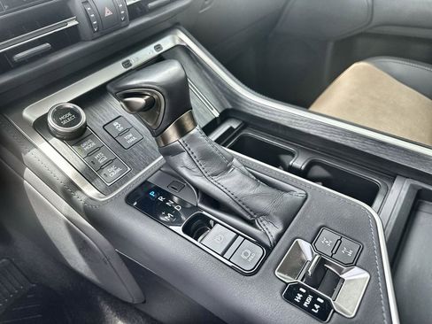 Used 2024 Lexus GX 550 AWD/4WD image 27