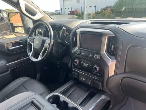 Used 2021 Chevrolet Silverado 2500 LTZ w/ LTZ Plus Package AWD/4WD image 7