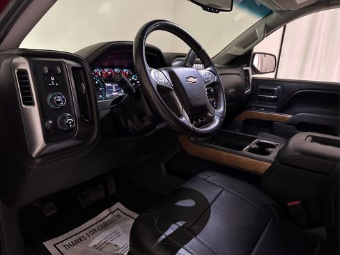 Used 2017 Chevrolet Silverado 1500 LTZ w/ LTZ Plus Package AWD/4WD image 28