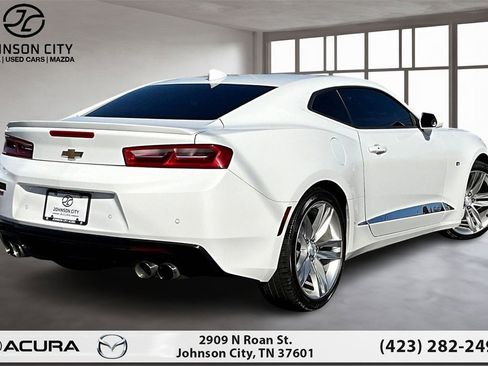 Used 2016 Chevrolet Camaro LT image 2