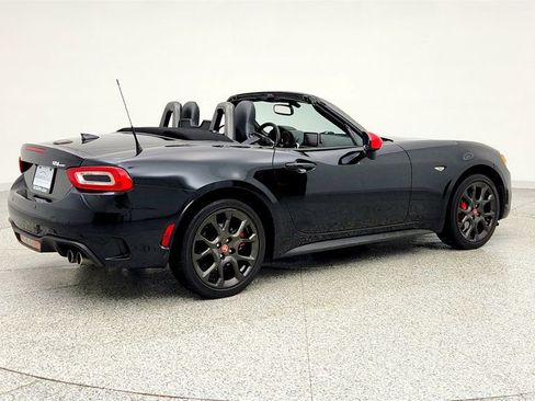 Used 2020 FIAT 124 Spider Abarth w/ Convenience Group image 5