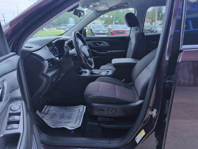 Used 2018 Chevrolet Traverse LT FWD image 11