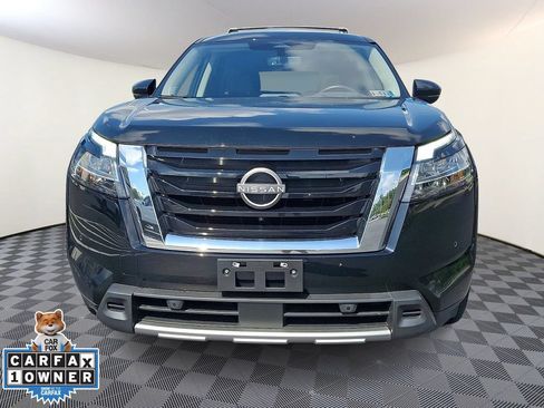 Used 2023 Nissan Pathfinder Platinum AWD/4WD image 5