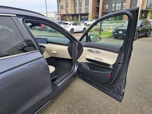 New 2026 Genesis GV70 3.5T Sport Prestige AWD/4WD image 28