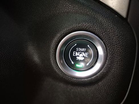 Used 2019 Chevrolet Silverado 1500 LT w/ Texas Edition image 17