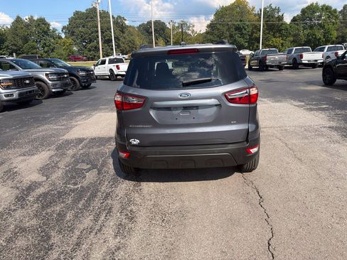 Used 2021 Ford EcoSport SE FWD image 4