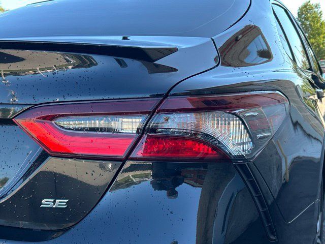 Used 2024 Toyota Camry SE FWD image 14