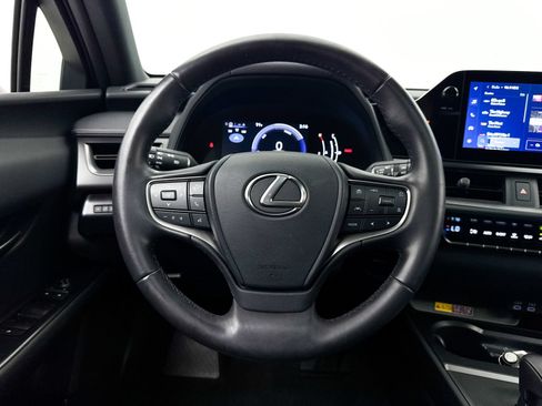Used 2025 Lexus UX 300h FWD w/ Accessory Package (Z2) image 31