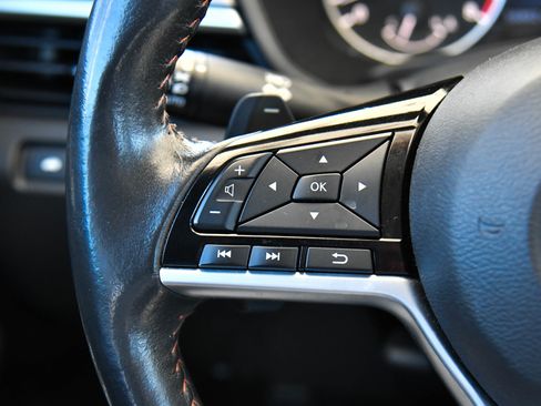 Used 2024 Nissan Altima 2.5 SR FWD image 28