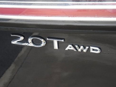 Used 2020 Lincoln Nautilus Reserve w/ Cargo Utility Package image 15