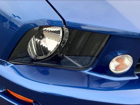 Used 2006 Ford Mustang GT RWD image 25