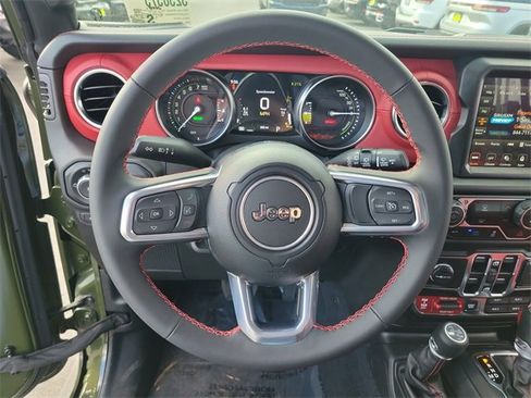 Used 2023 Jeep Wrangler Unlimited Rubicon 4xe image 20