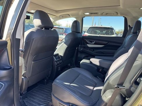 Used 2022 Subaru Ascent Touring w/ Popular Package #2A image 8
