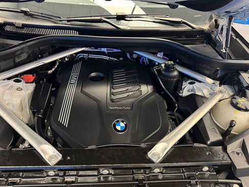 Used 2023 BMW X5 xDrive40i w/ Premium Package AWD/4WD image 19