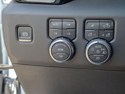 New 2026 GMC Sierra 1500 Denali Ultimate AWD/4WD image 17