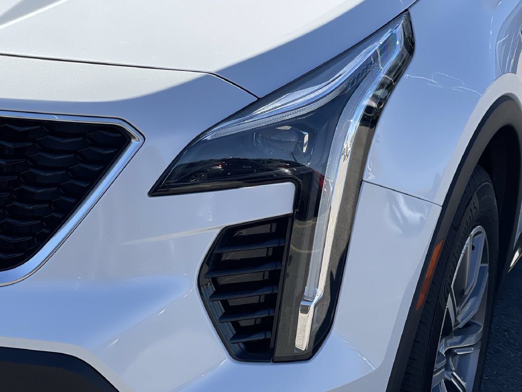 Used 2022 Cadillac XT4 Sport AWD/4WD image 17