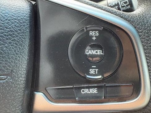 Used 2017 Honda CR-V LX image 19