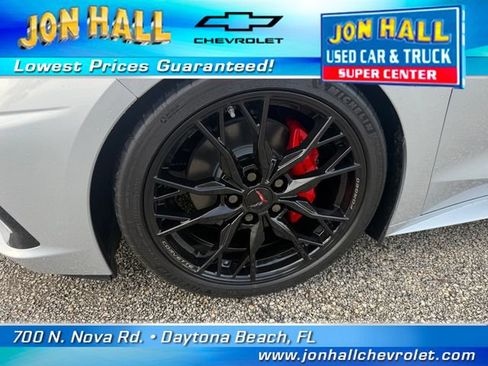 Used 2027 Chevrolet Corvette Stingray Coupe RWD image 18