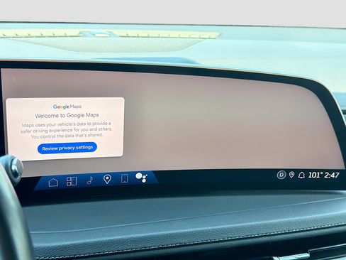 Certified 2025 Cadillac XT4 Premium Luxury FWD image 13