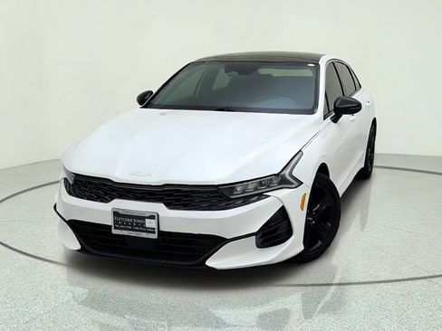 Used 2022 Kia K5 GT-Line w/ GT-Line FWD Premium Package image 2