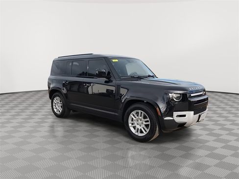Used 2025 Land Rover Defender 110 S image 2