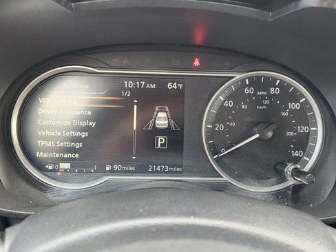 Used 2024 Nissan Versa SR image 6